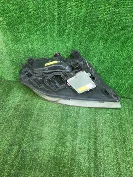 ФАРА НА VOLVO V70 BW56