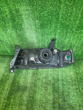 ФАРА НА MAZDA BONGO FRIENDEE SGLR