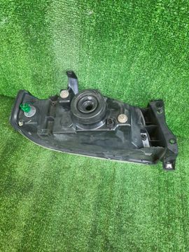 ФАРА НА MAZDA BONGO FRIENDEE SGLR