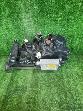 ФАРА НА NISSAN PRESAGE U30