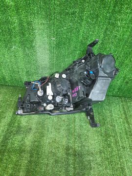 ФАРА НА NISSAN FUGA Y50