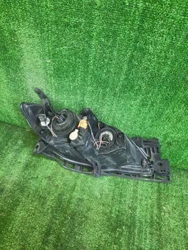 ФАРА НА MAZDA AXELA BK3P