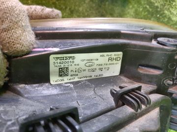 ФАРА НА VOLVO V40 MV48