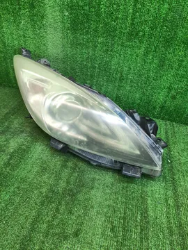 ФАРА НА MAZDA AXELA BLEAP