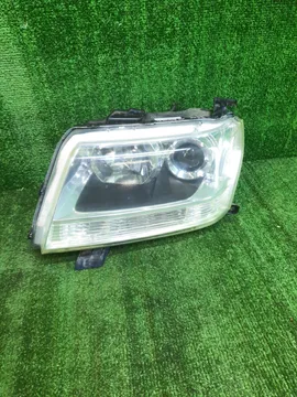 ФАРА НА SUZUKI ESCUDO TD54W
