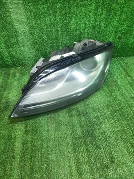 ФАРА НА AUDI TT 8J