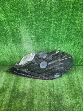 ФАРА НА AUDI TT 8J