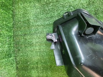 ФАРА НА TOYOTA PRIUS ALPHA ZVW41W