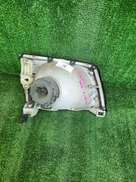 ФАРА НА MAZDA BONGO SK22V