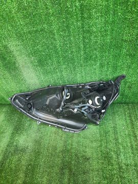 ФАРА НА TOYOTA AQUA NHP10
