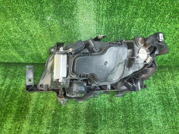 ФАРА НА BMW 320I E90