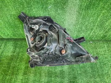 ФАРА НА HONDA STREAM RN1