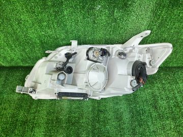 ФАРА НА TOYOTA COROLLA  AXIO NZE141