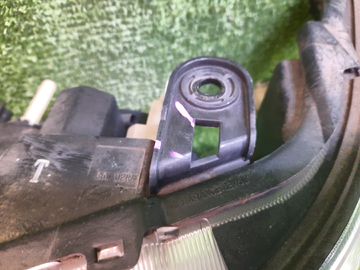 ФАРА НА NISSAN PRESAGE U30