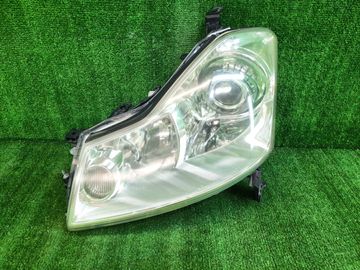 ФАРА НА NISSAN FUGA Y50