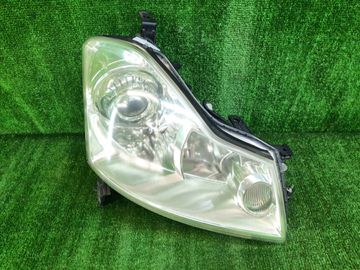 ФАРА НА NISSAN FUGA Y50