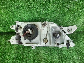 ФАРА НА MAZDA PREMACY CP8W