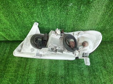 ФАРА НА NISSAN CEFIRO A33