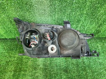 ФАРА НА TOYOTA CALDINA ST210G