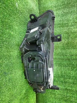 ФАРА НА AUDI A6 4F2