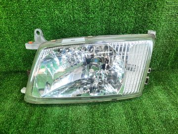 ФАРА НА TOYOTA HIACE REGIUS KCH41W