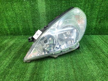 ФАРА НА NISSAN WINGROAD Y11