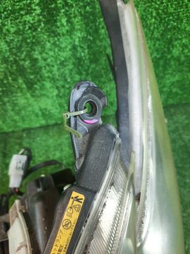 ФАРА НА TOYOTA PRIUS ZVW30