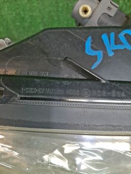 ФАРА НА NISSAN NOTE E11