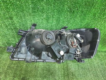 ФАРА НА NISSAN LIBERTY RM12