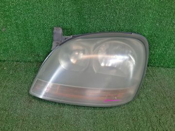 ФАРА НА NISSAN TINO V10