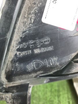 ФАРА НА NISSAN SERENA C26