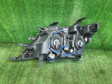 ФАРА НА NISSAN SERENA C26