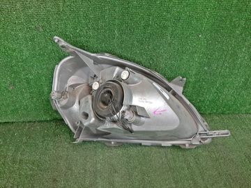 ФАРА НА TOYOTA VITZ NCP10