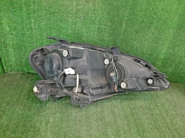 ФАРА НА TOYOTA IPSUM ACM21W