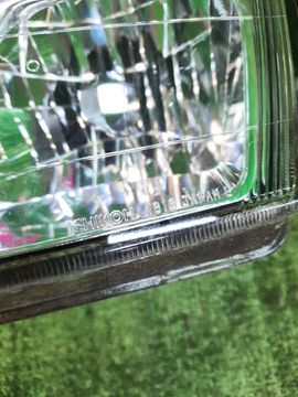 ФАРА НА NISSAN LIBERTY PM12