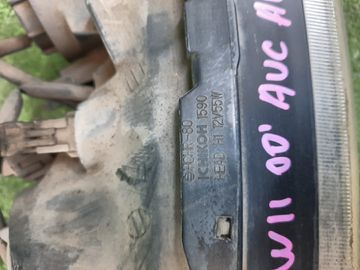 ФАРА НА NISSAN AVENIR W11