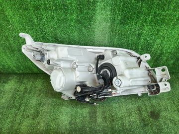 ФАРА НА TOYOTA RUSH J200E