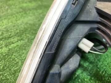 ФАРА НА NISSAN PRESAGE TU31