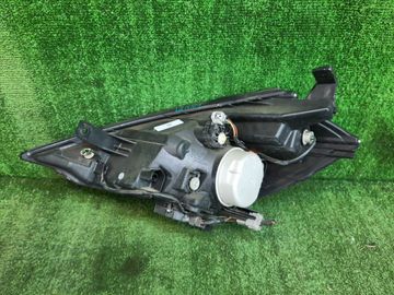 ФАРА НА NISSAN PRESAGE TU31