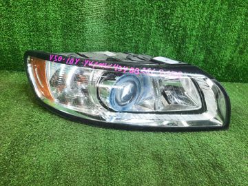 ФАРА НА VOLVO V50 MW43