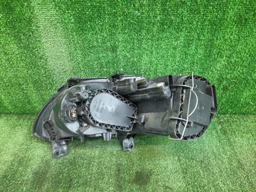 ФАРА НА VOLKSWAGEN TOURAN 1T1