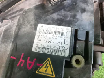 ФАРА НА AUDI A4 8E5