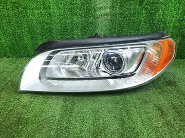 ФАРА НА VOLVO V70 BW60