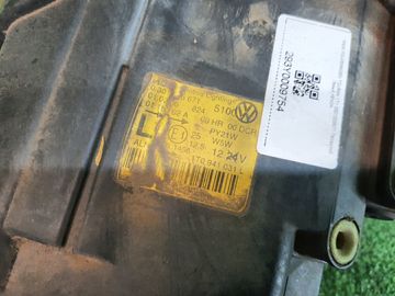 ФАРА НА VOLKSWAGEN TOURAN 1T1