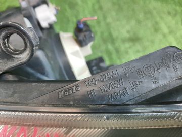 ФАРА НА MITSUBISHI GRANDIS NA4W