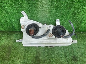 ФАРА НА TOYOTA GAIA SXM10G