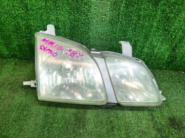 ФАРА НА TOYOTA GAIA SXM10G