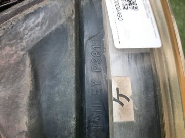 ФАРА НА MAZDA MPV LW3W