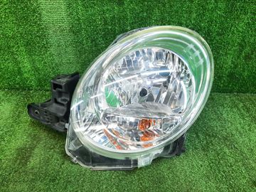 ФАРА НА DAIHATSU CAST LA250S