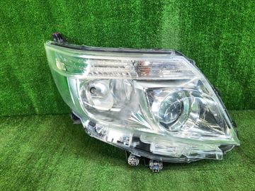 ФАРА НА TOYOTA NOAH ZRR80G